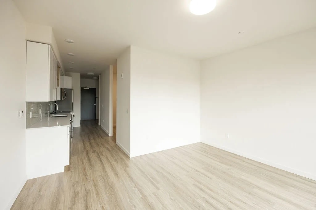 East of Eleven Image 10