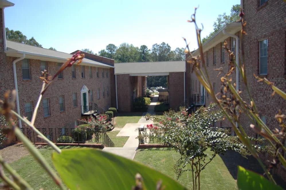 Windsor Hall Image 2