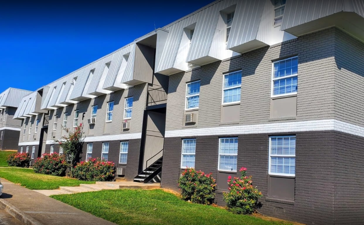 Lanier Terrace Apartments Image 8