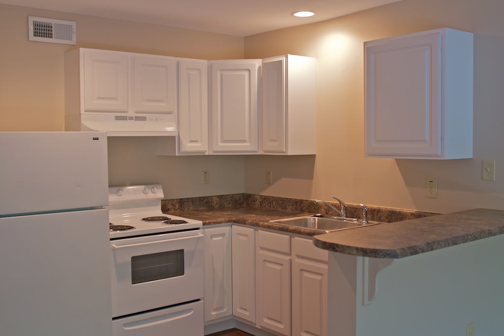 Highland Court Image 4