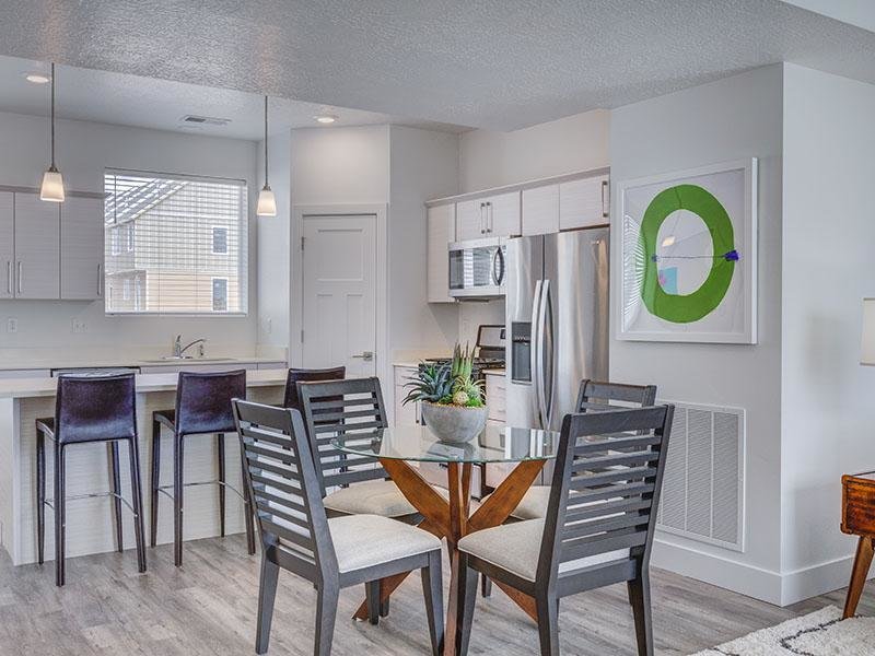 Coventry Town Homes Image 7