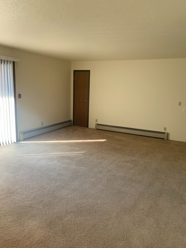 Fox River Bluff Apartments Image 17
