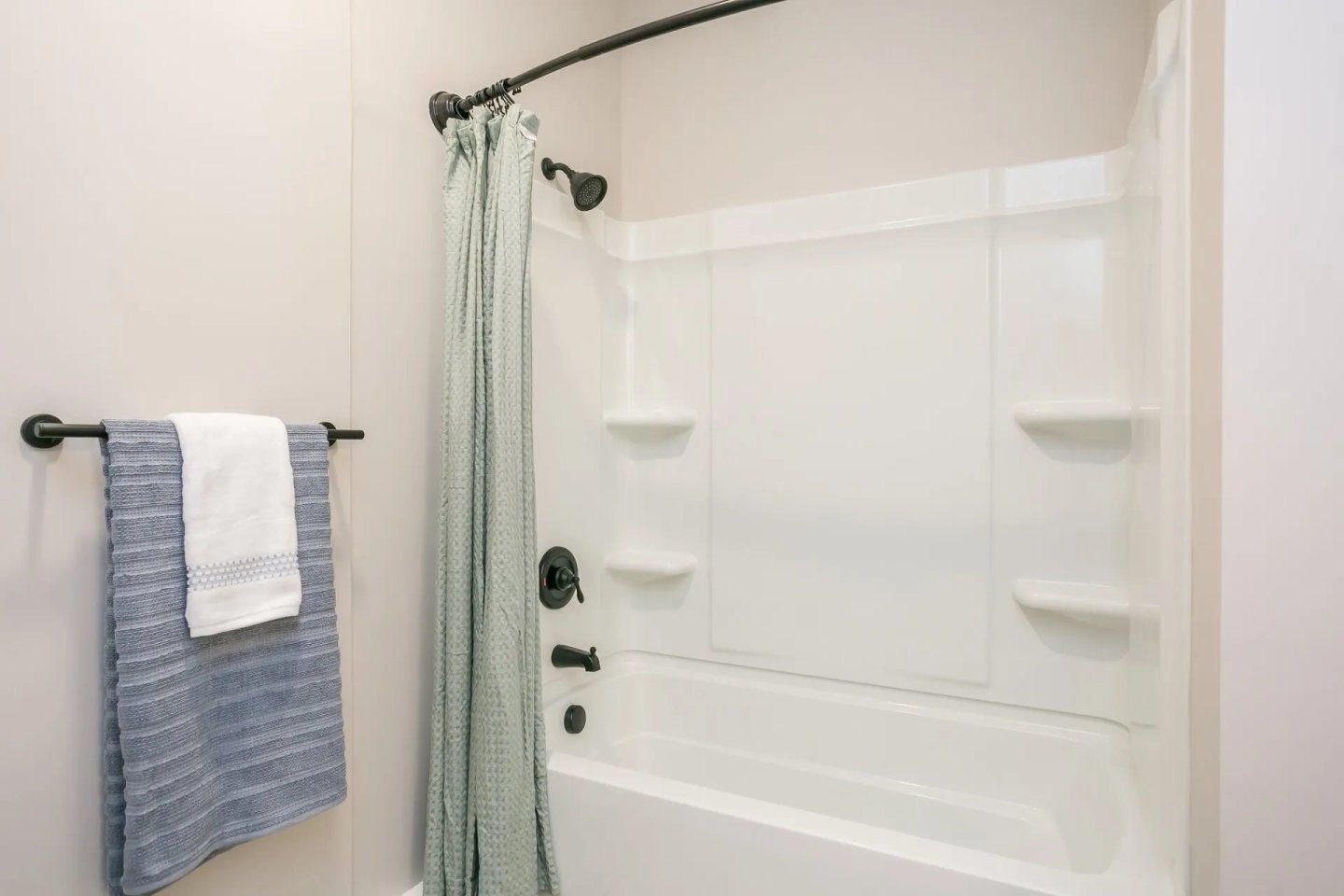 Enclave at Brockport - Conventional Housing Image 11