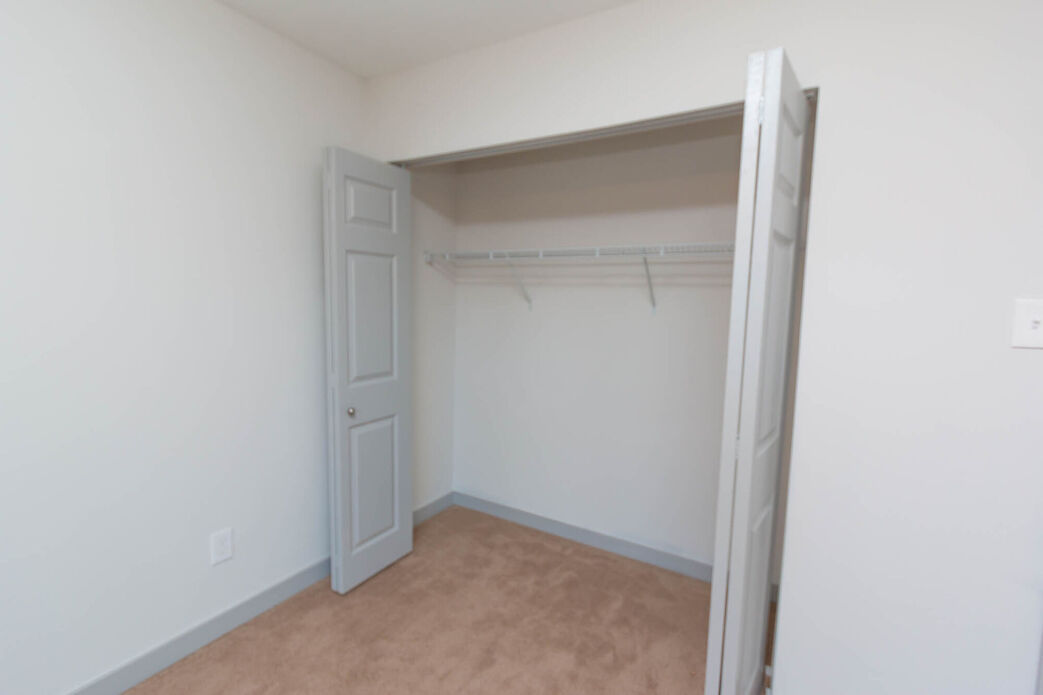 Glen Oaks Image 11