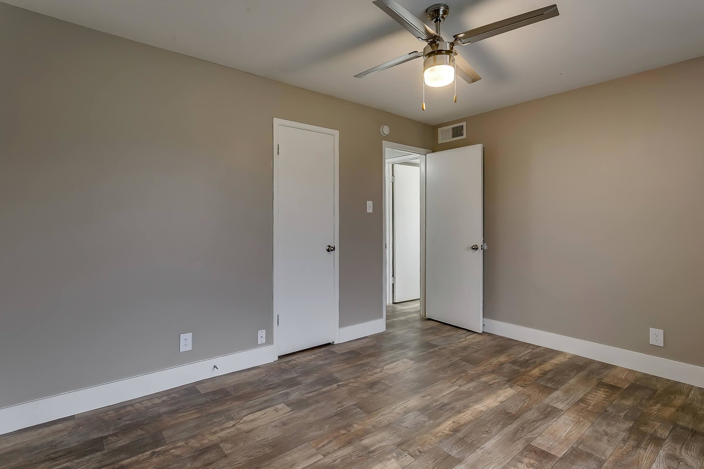 Manchester House Apartments Image 12