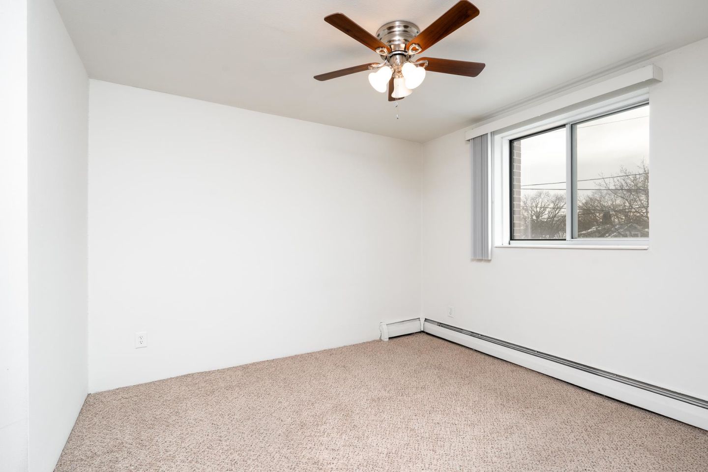 Riverside Flats Image 17