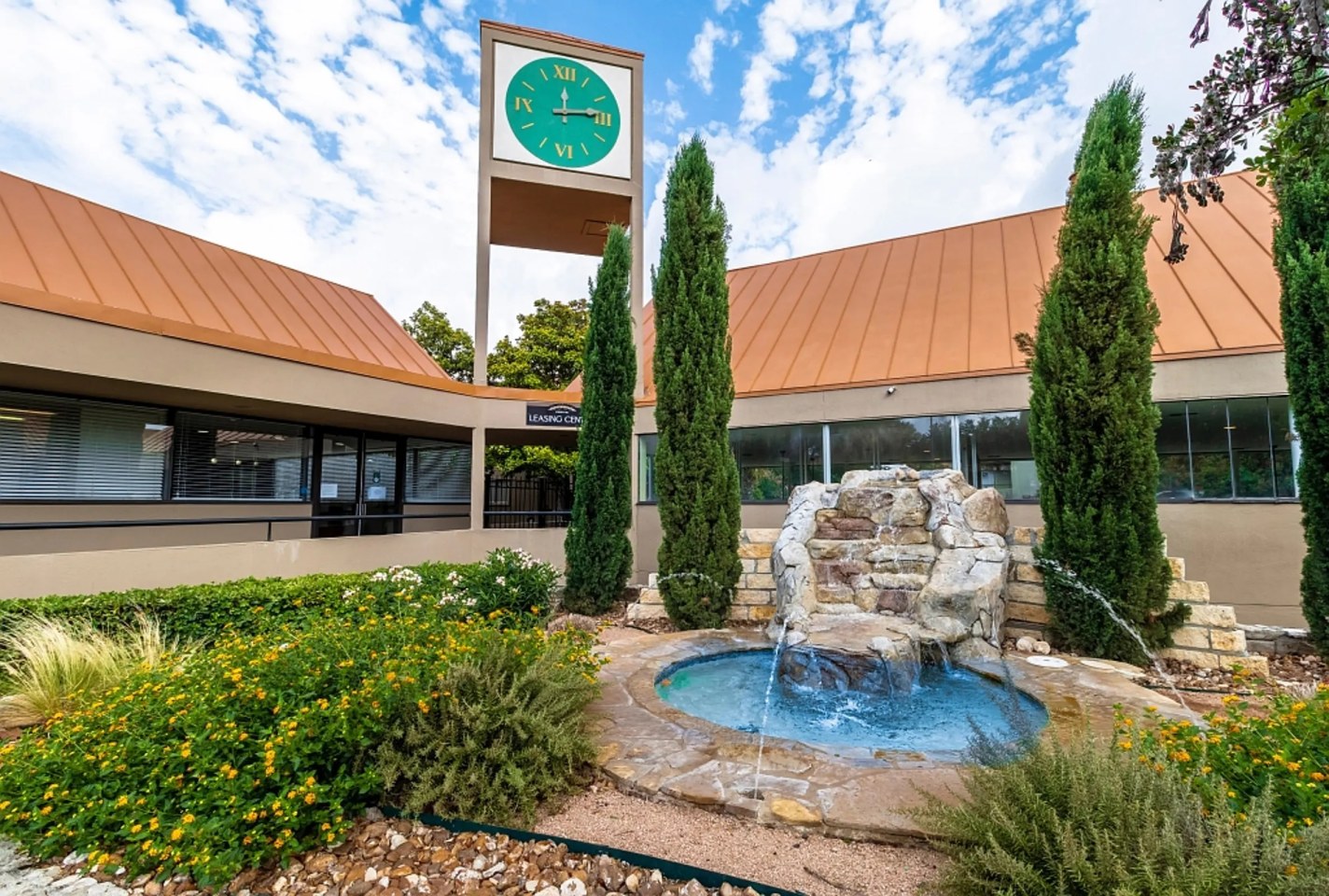 4000 Horizon Hill Image 30