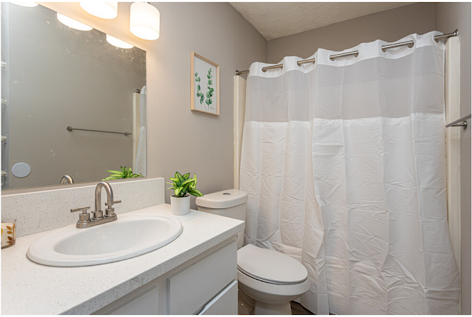 Laurel Oak Village Apartments Image 6