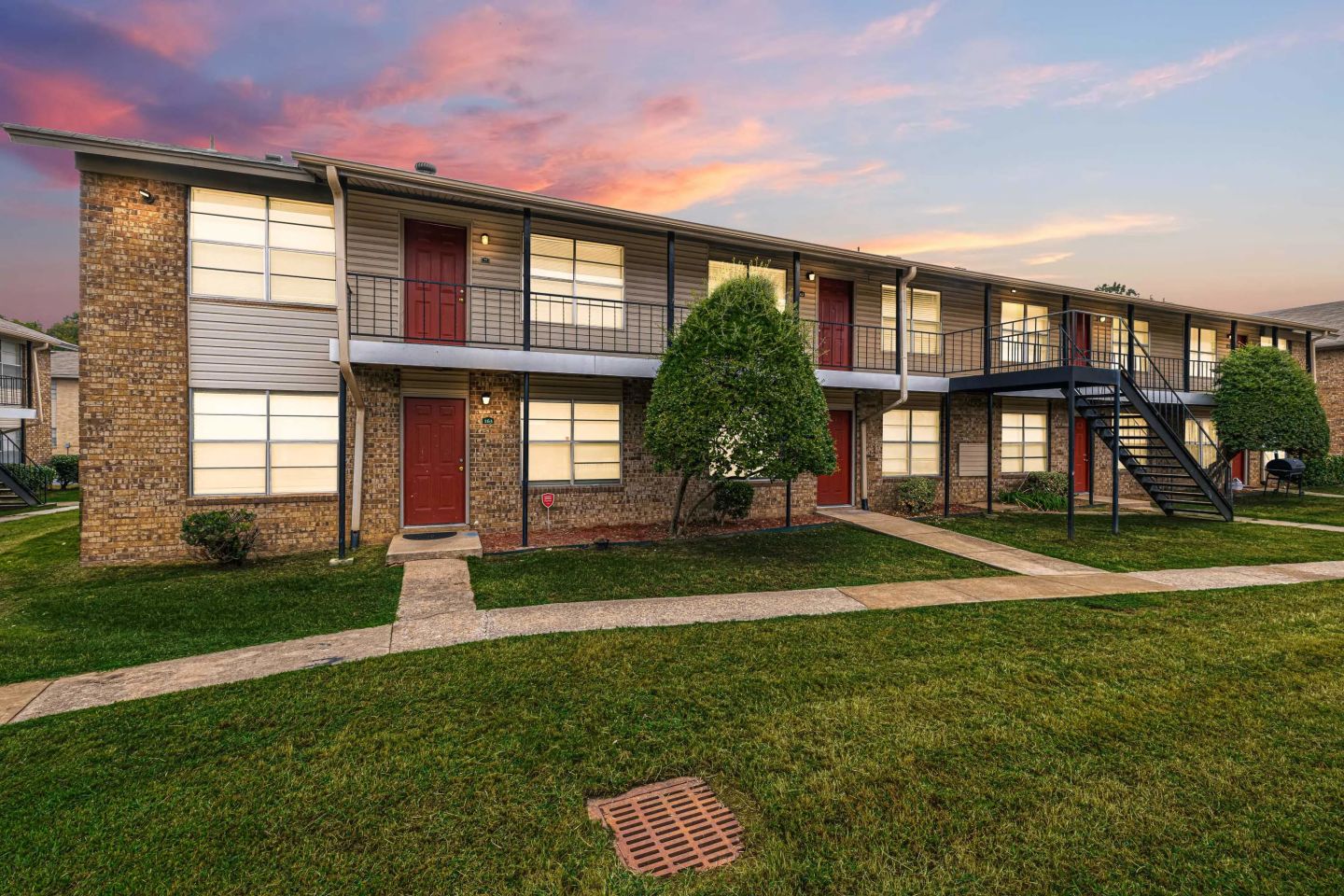Luxe 30 Apartments Image 28