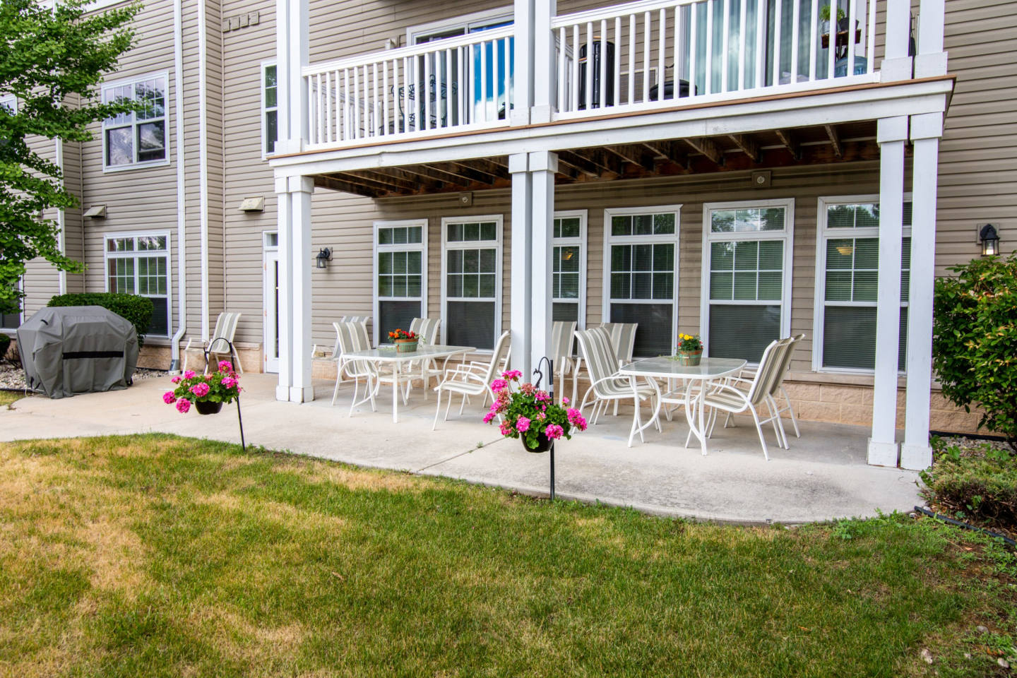 Granville Heights - Senior Housing Image 20