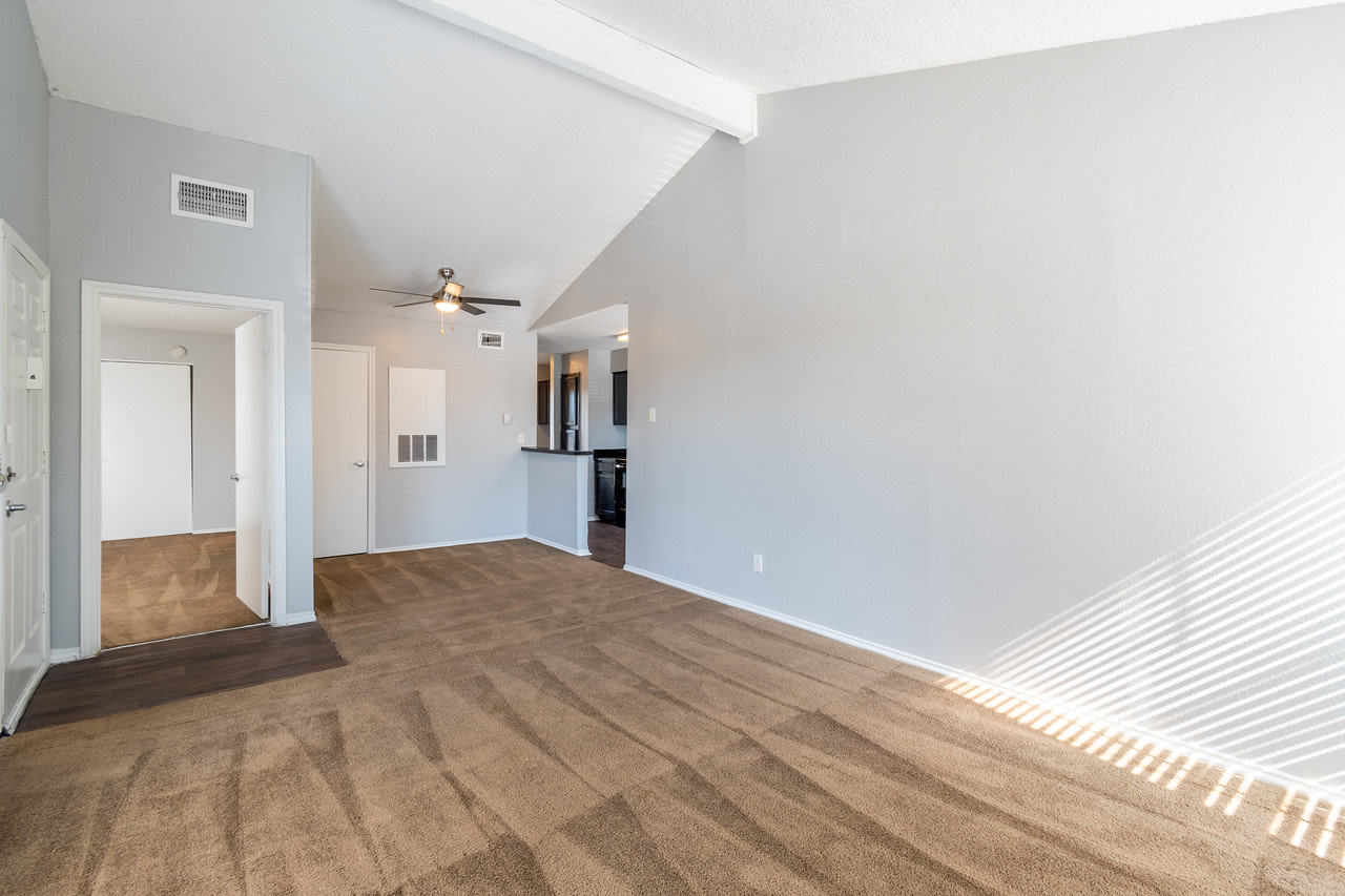 La Prada Place Apartments Image 74