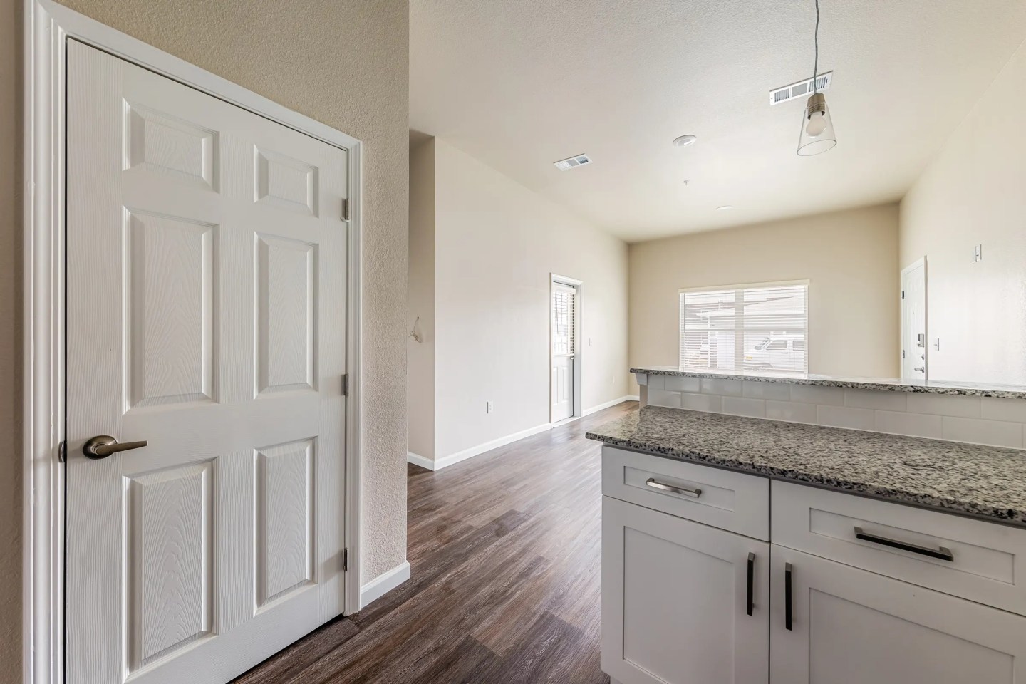 Horseshoe Apartments Image 3