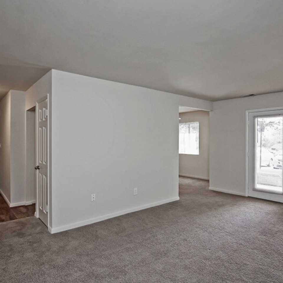 Burnam Woods Apartments Image 18