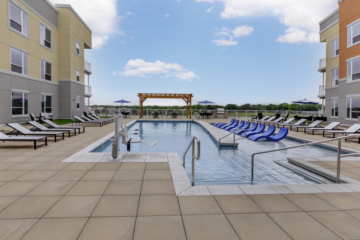 Skylofts at the Heritage Image 19