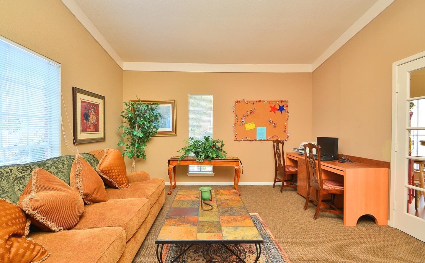 Cape Colony Apartments Image 3
