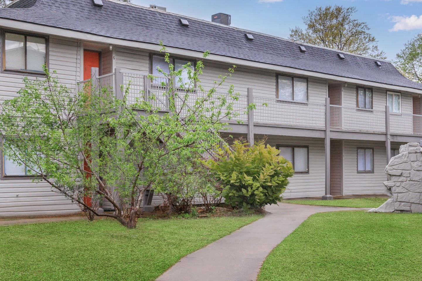 Emerald Ridge Apartments Image 23