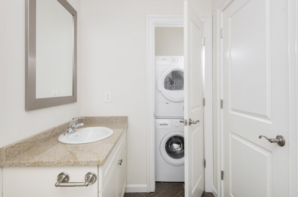 220 South 16th Street Image 17