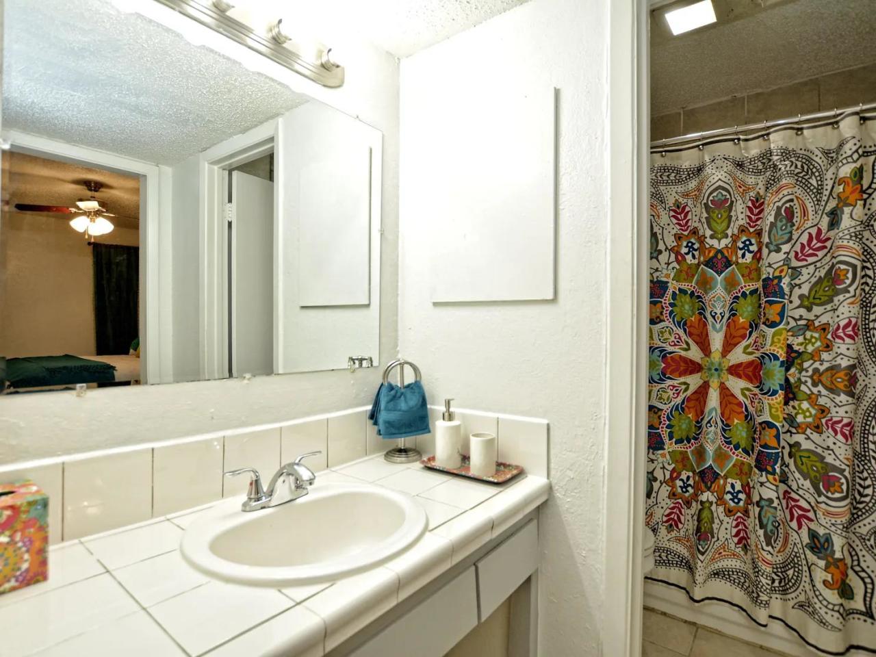 Azure Apartment Homes Image 5