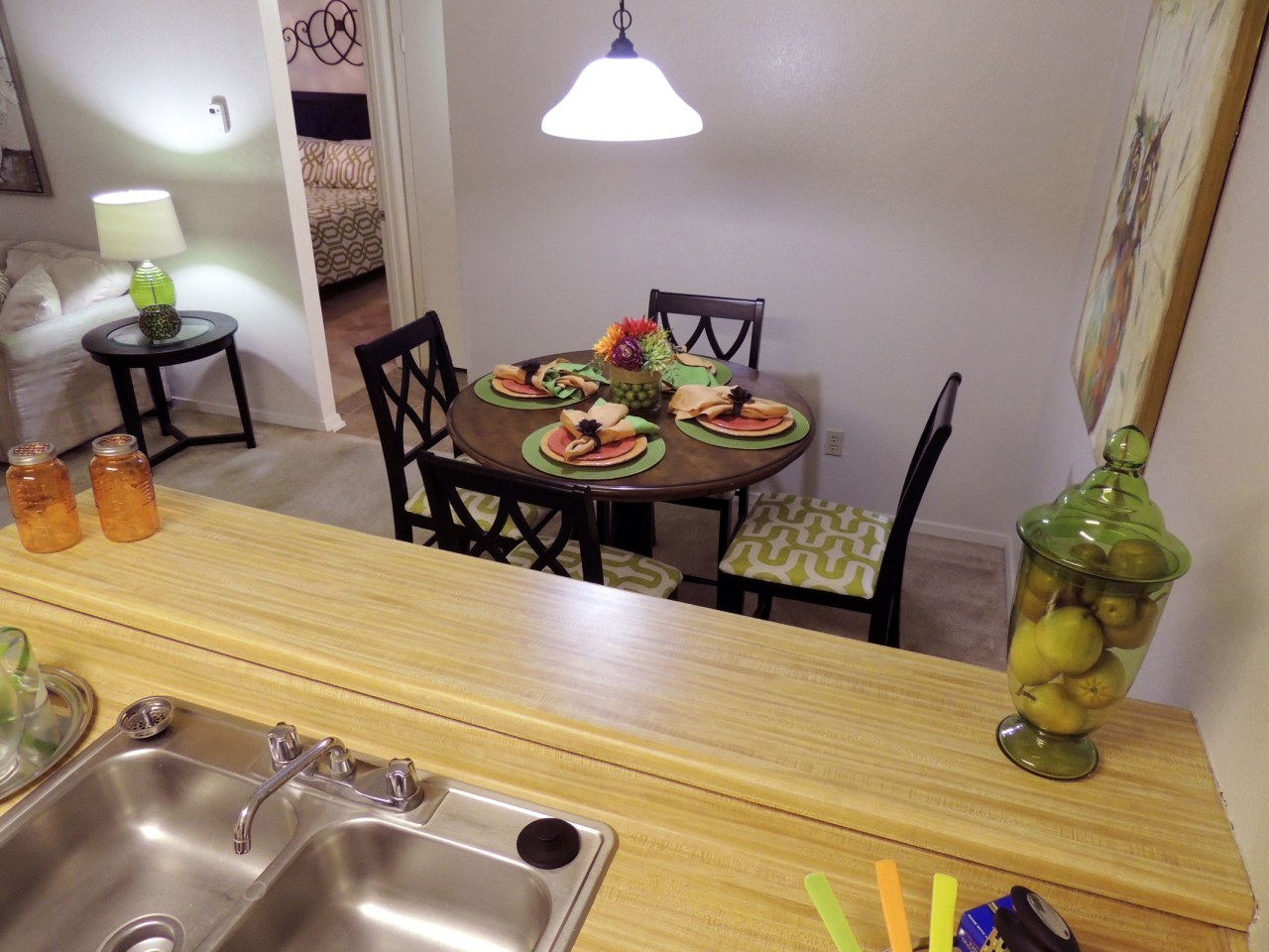 Hillside Apartments Image 8
