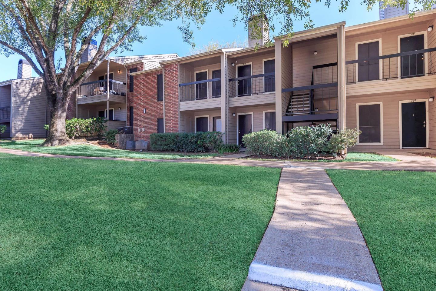 Stone Hollow Apartments Image 36