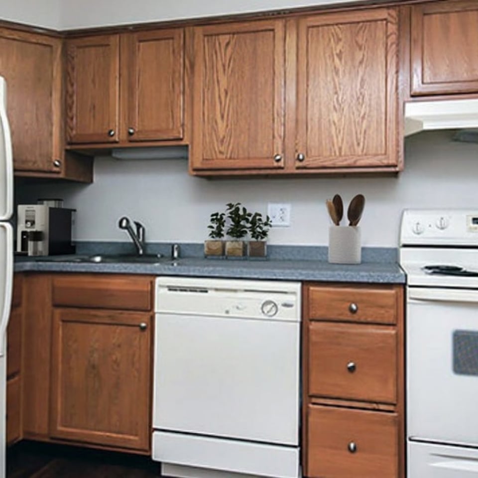 Burnam Woods Apartments Image 10