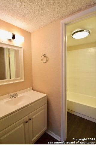 Kelly Apartments Image 15