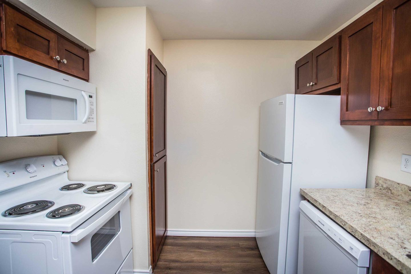 Parkside Apartments Image 3