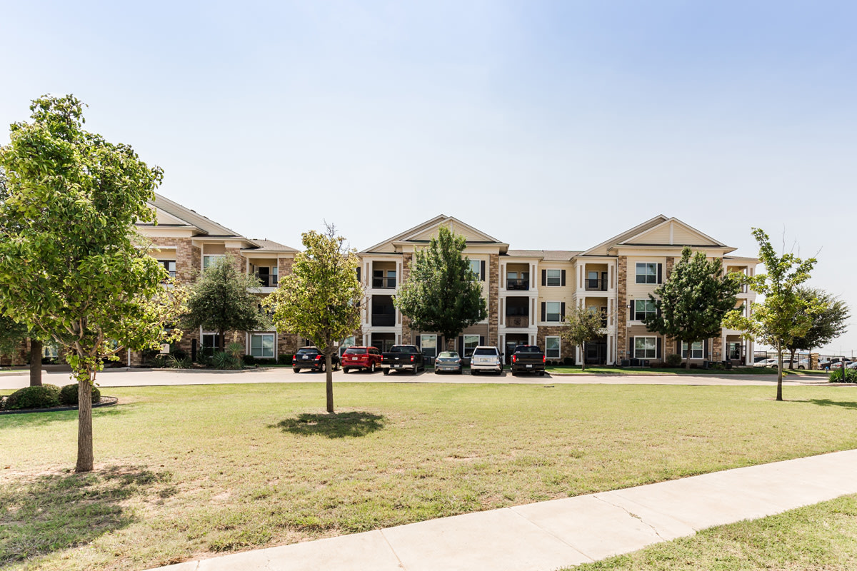 Senior Housing - Emory Senior Living Apartments Image 9