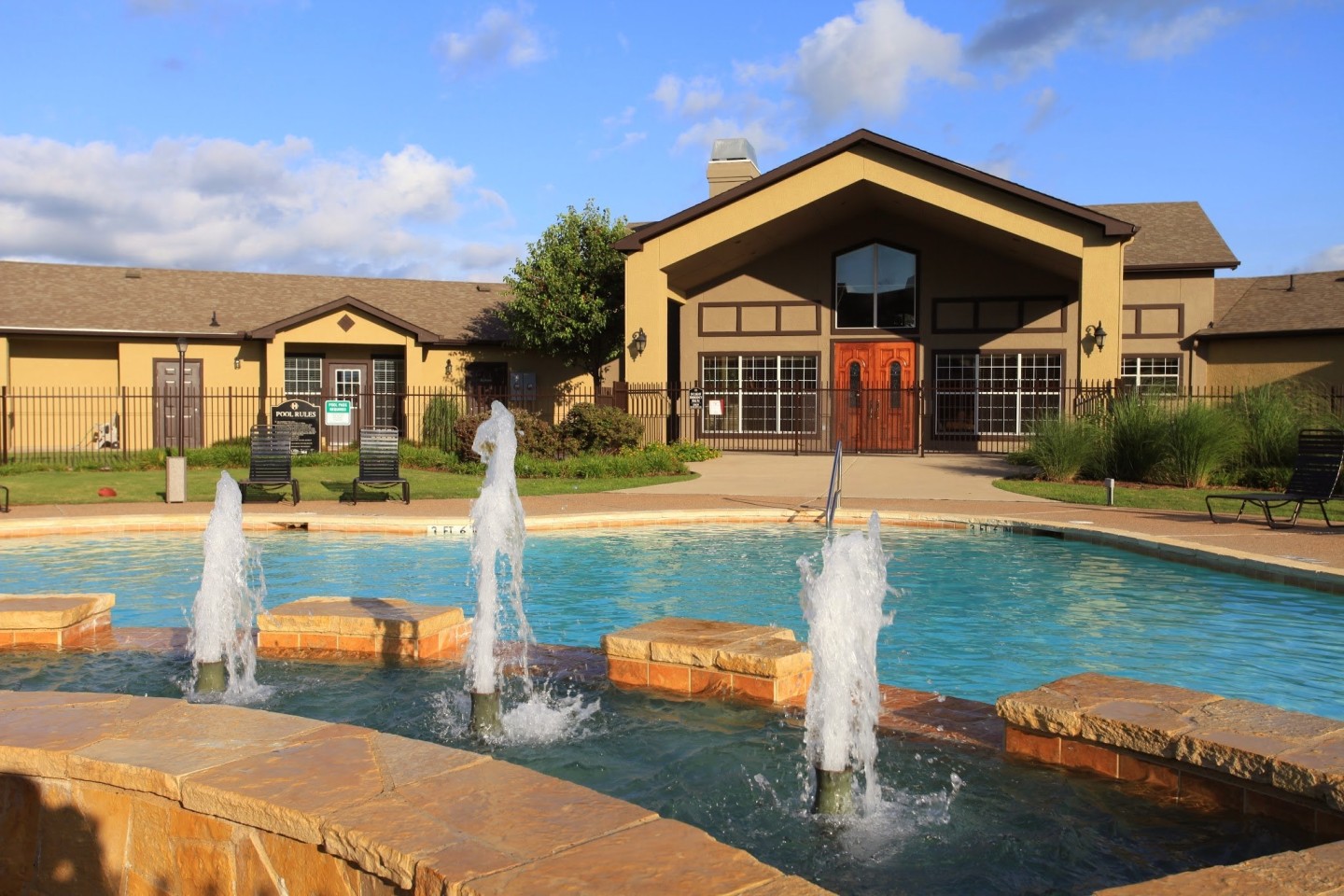 The Hamlins at Cedar Creek Lake Image 7
