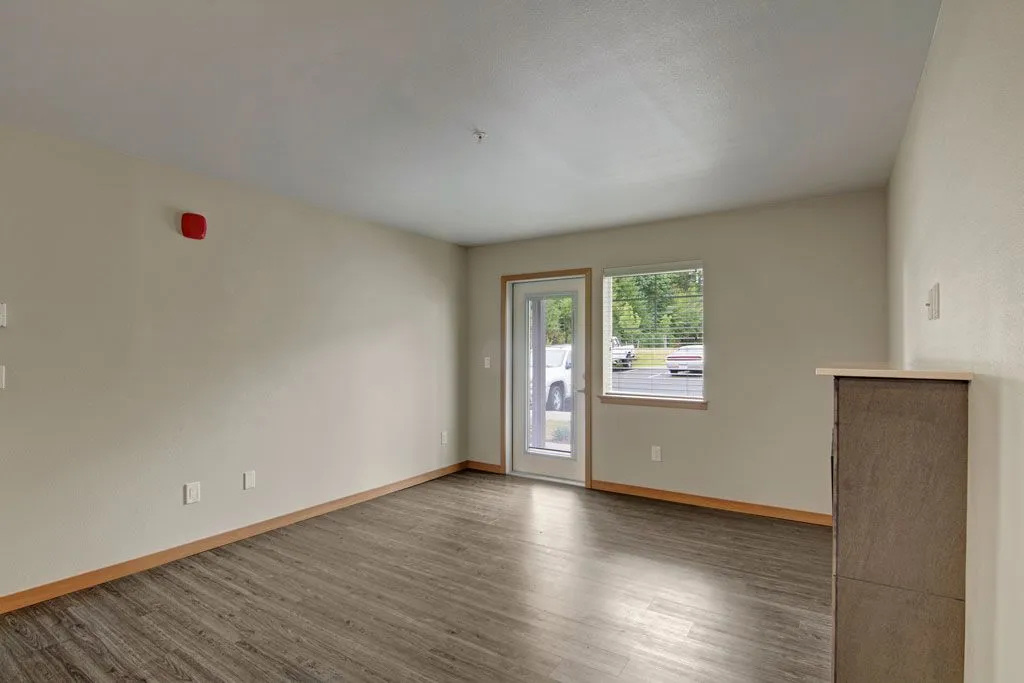 Insignia Apartment Homes Image 8