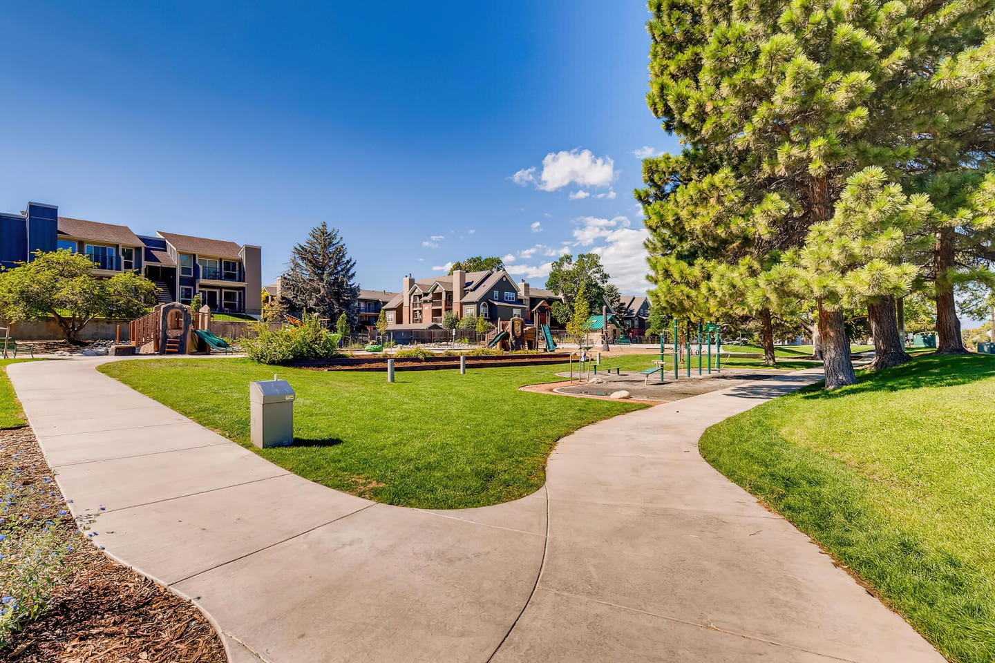 The Girard at Cherry Hills Image 69