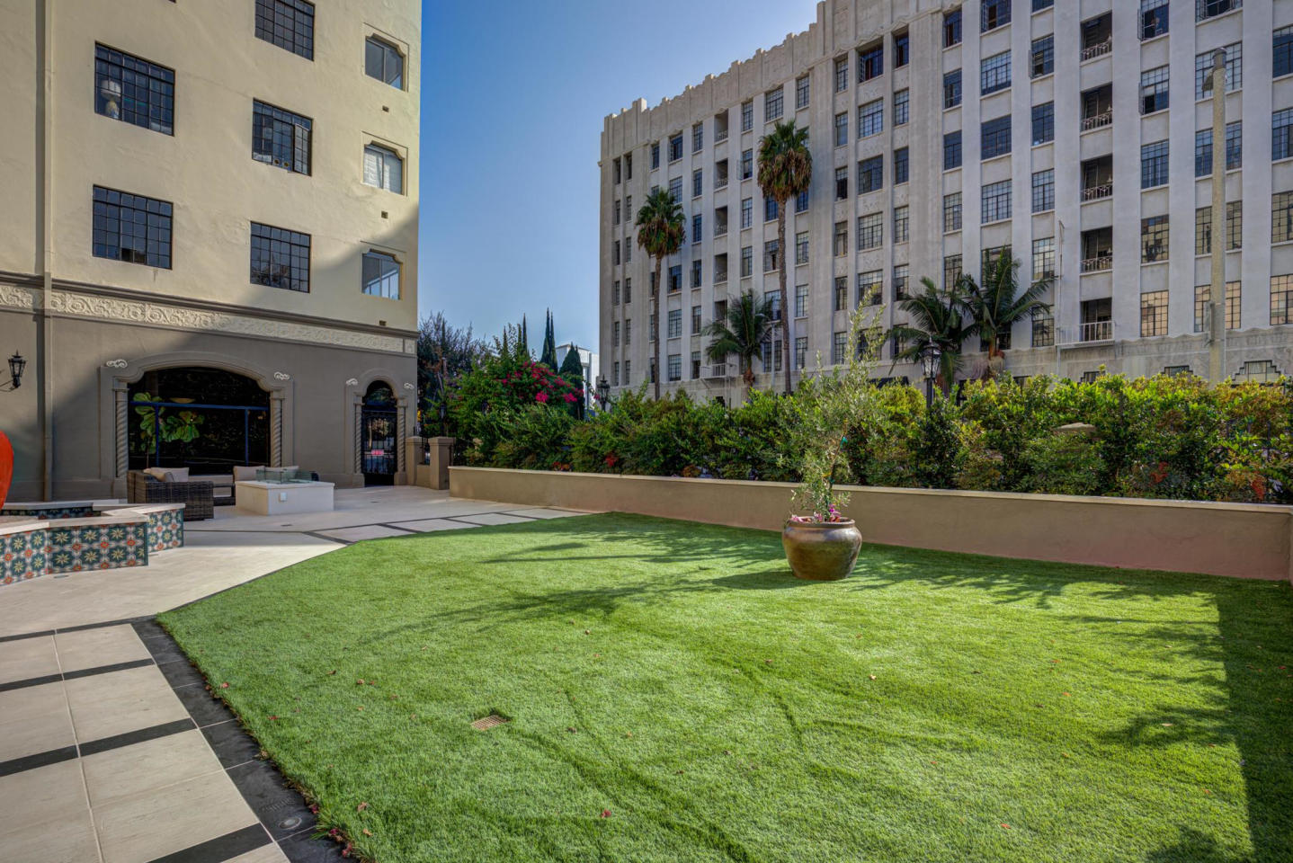 Hermoyne Apartments Image 35