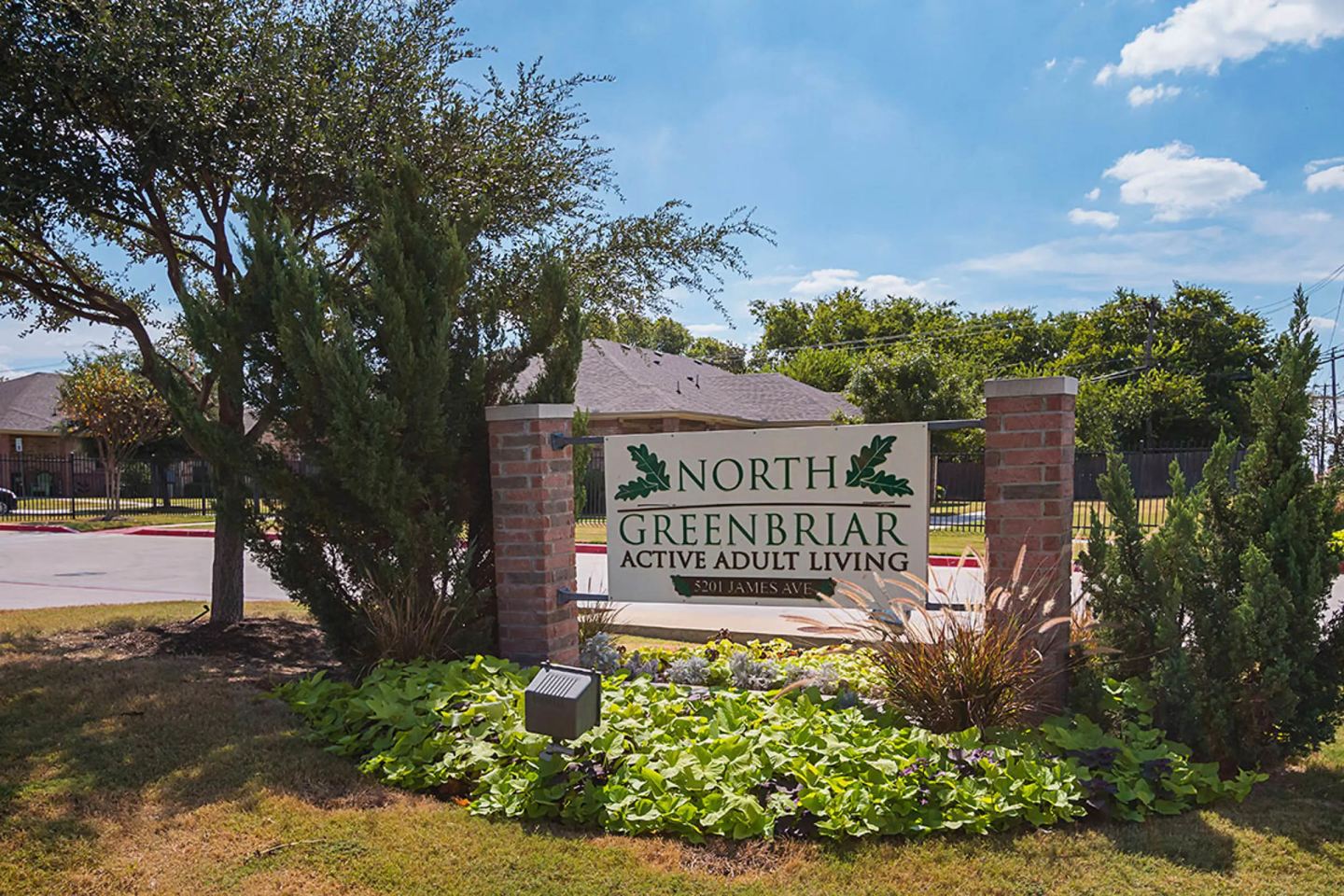 Senior Housing - North Greenbriar Image 6