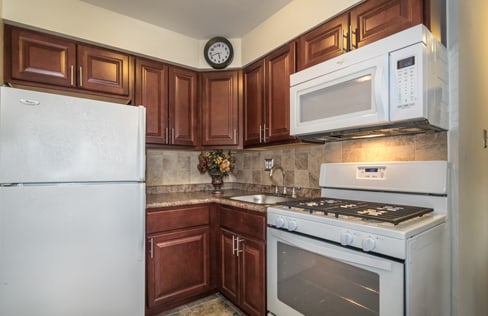 Hickory Hills Apartments Image 10