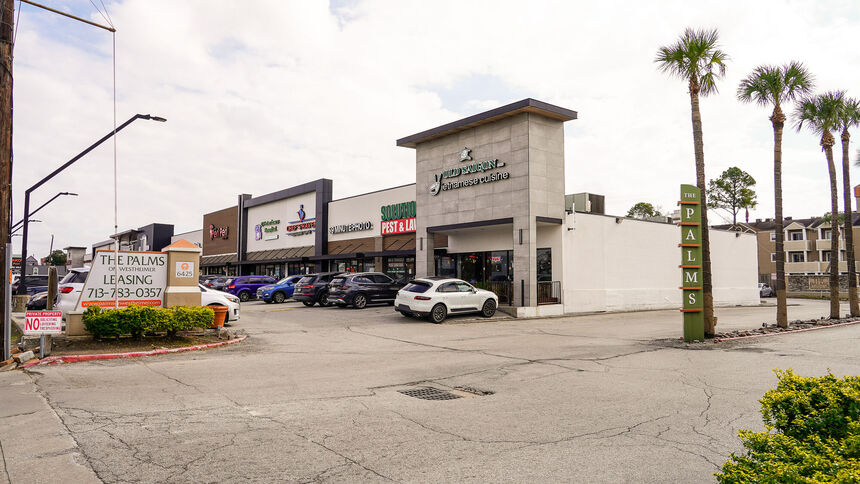 Palms on Westheimer Image 23