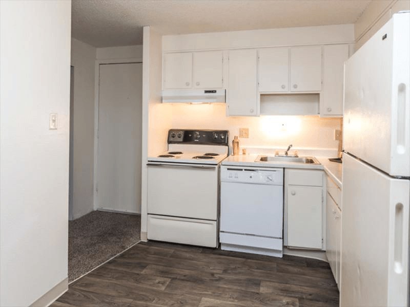 Cherry Ridge Apartments Image 2