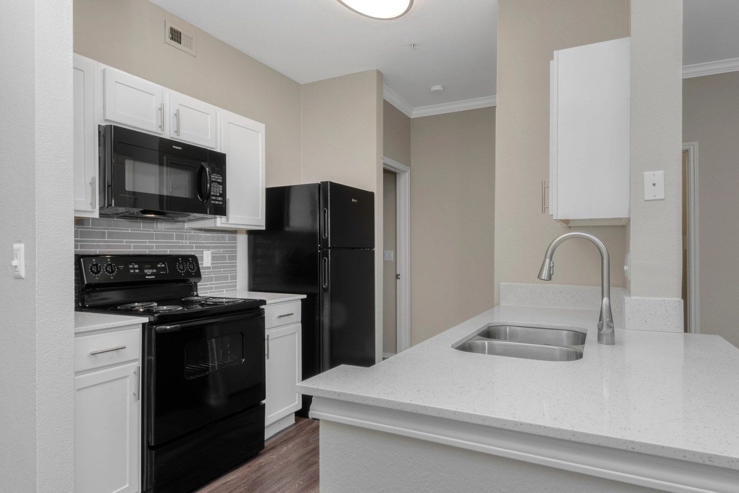 Newport Apartments Image 1