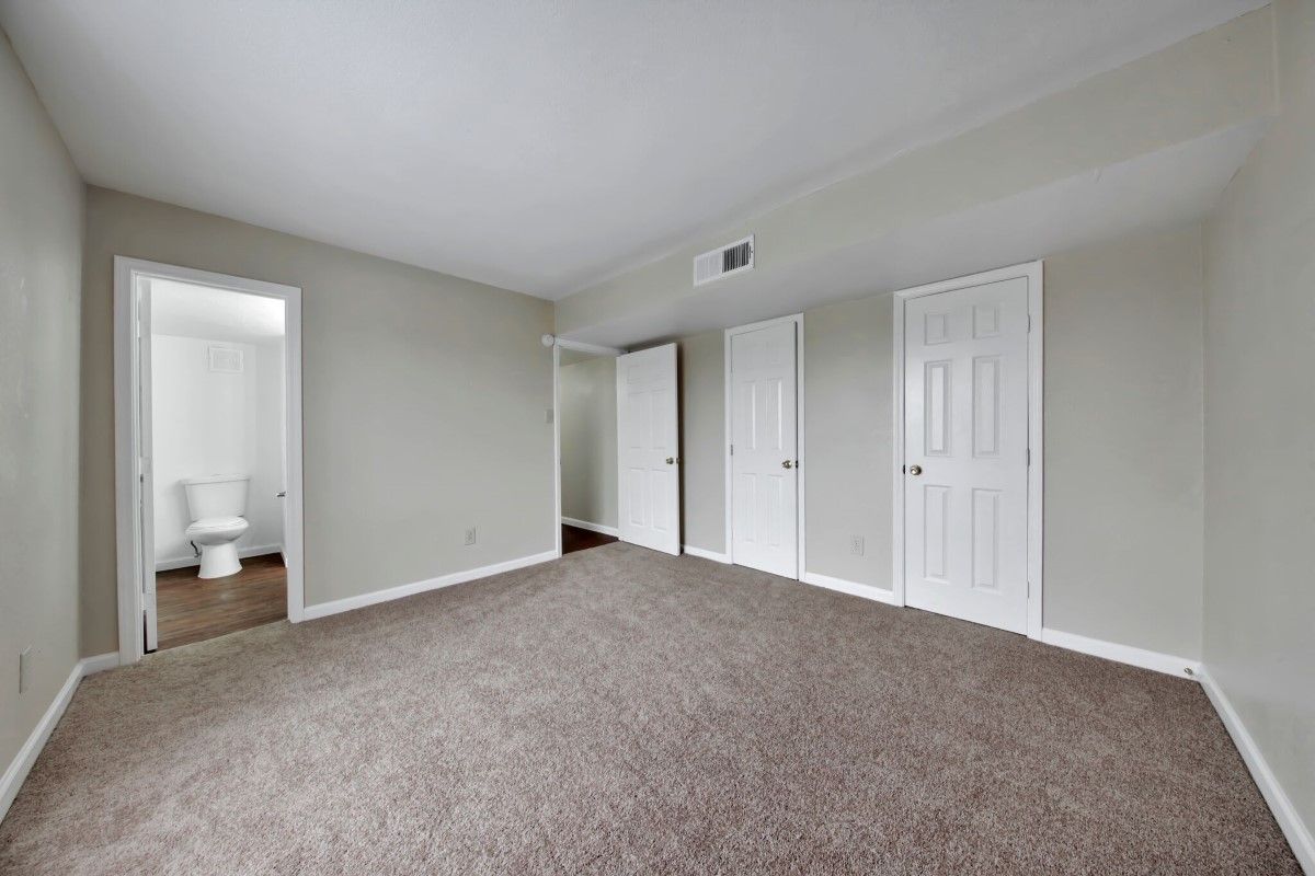 Pelican Pointe Image 12