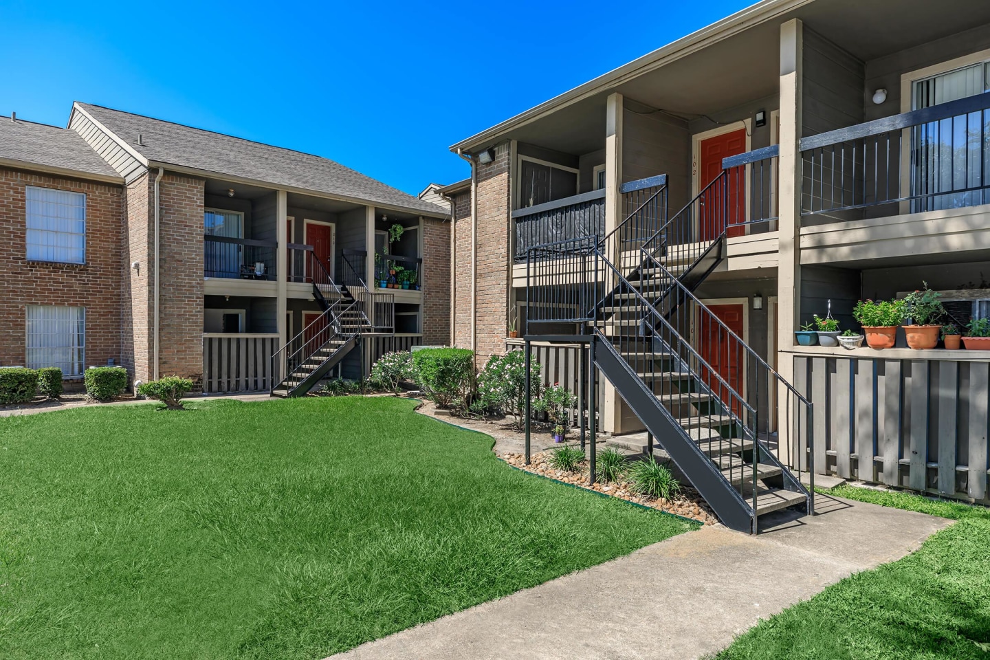 Synott Square Image 5