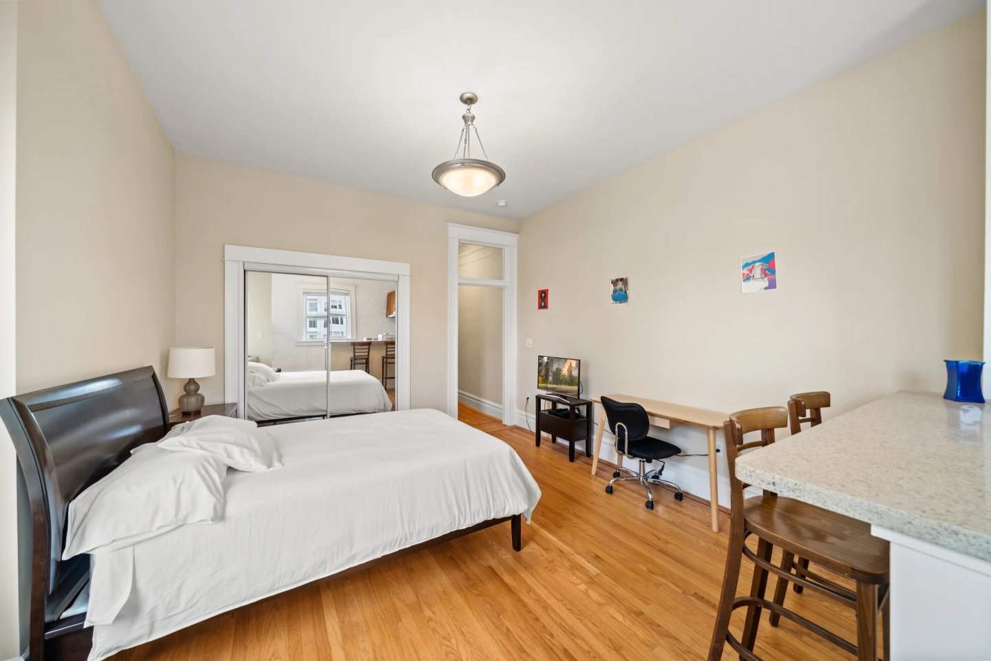 The Cornelia Suites Image 4
