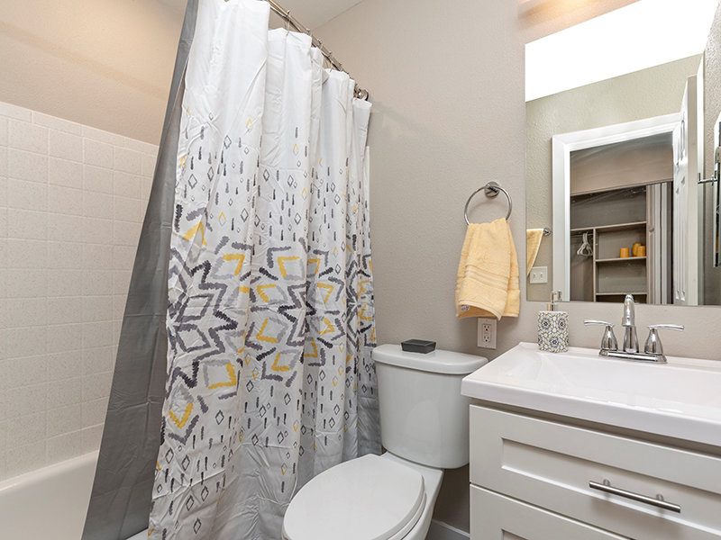 Chestnut Hills Apartments Image 12