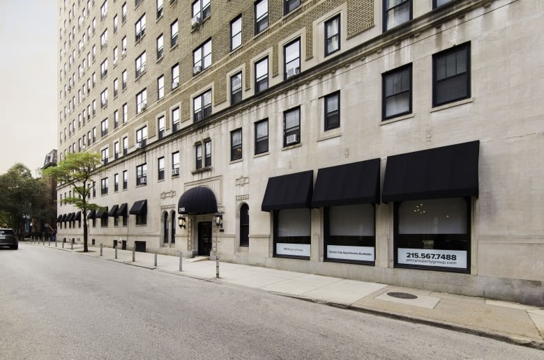 Embassy Apartments Image 23