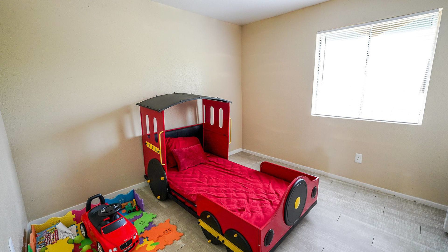 Trenton Place Image 3