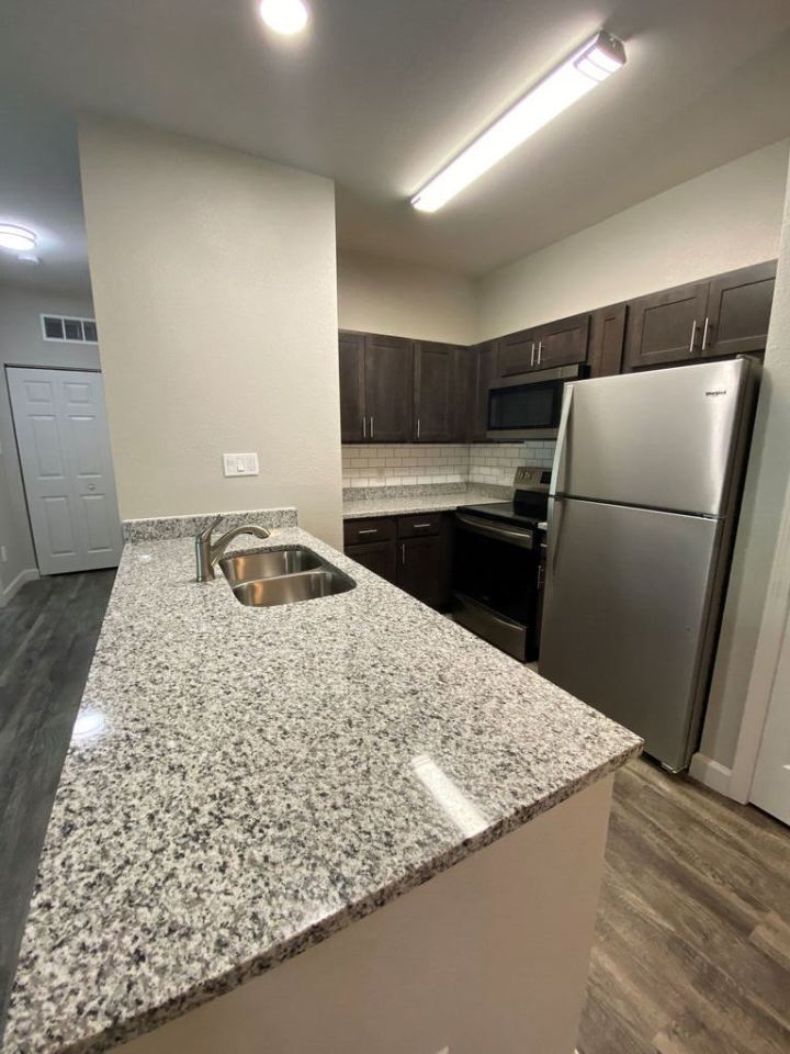 Washington Village Apartments Image 2