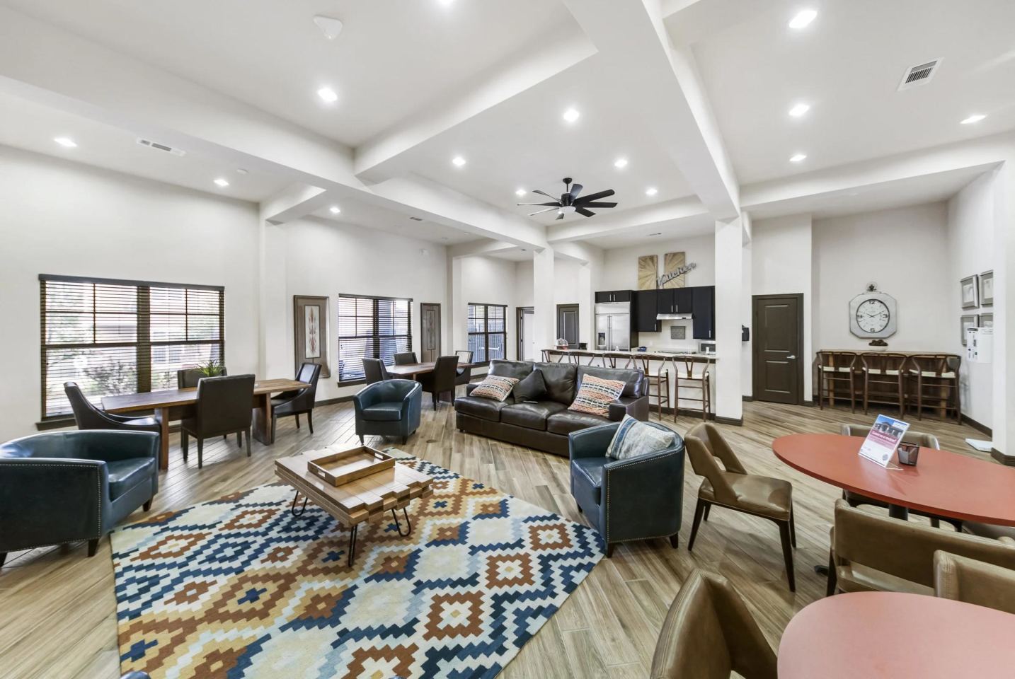 Compass Pointe Image 9