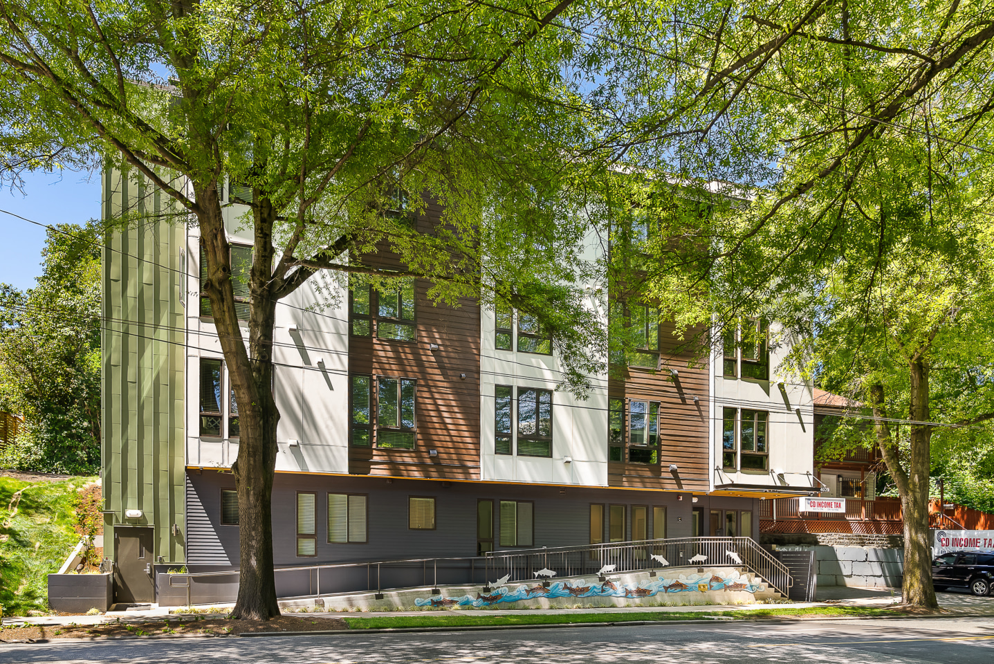 4029 Rainier Image 40