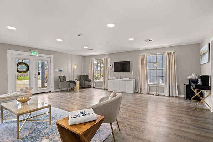 Bayberry Apartments Image 1
