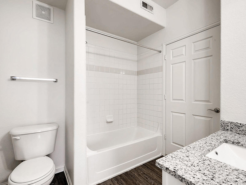 Allure Apartments Image 15