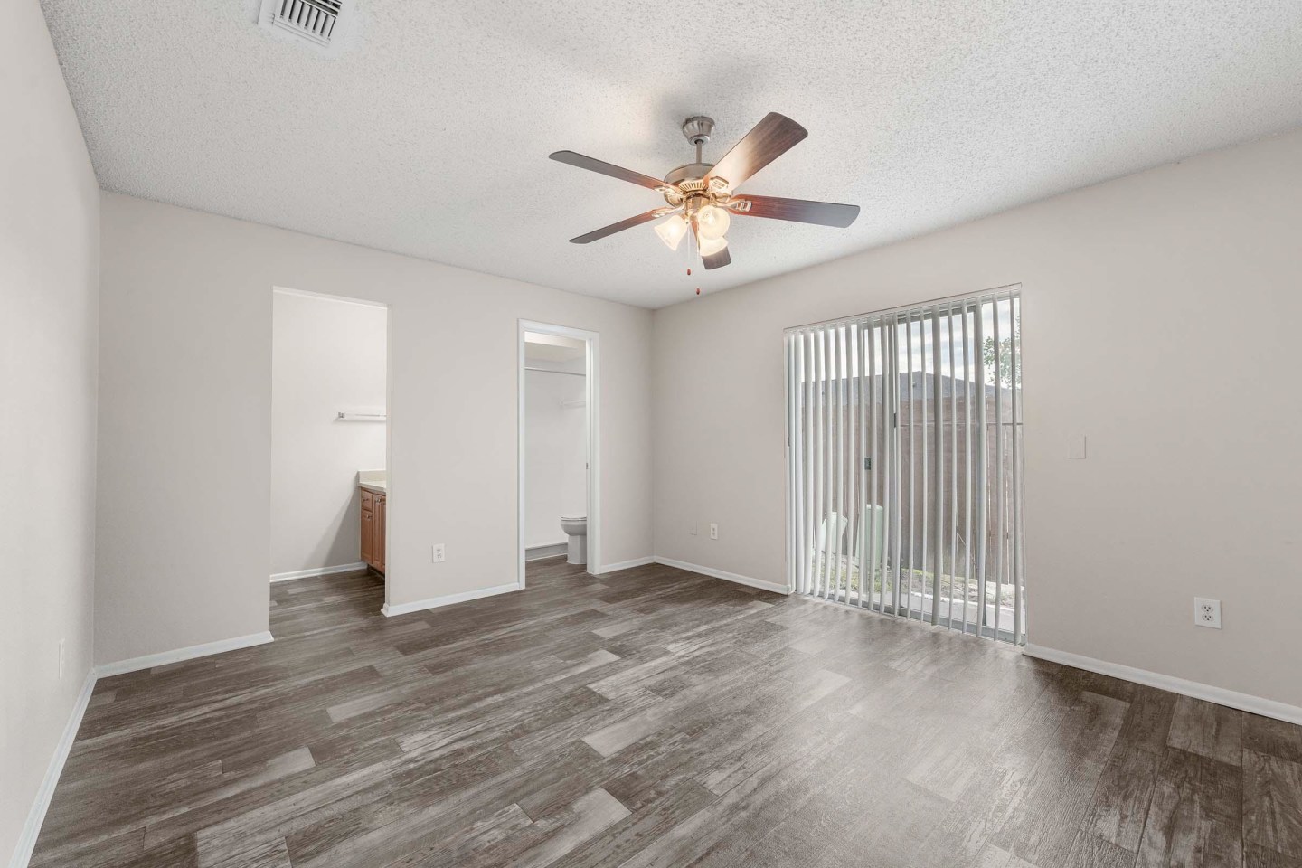 Avery Place Villas Image 17