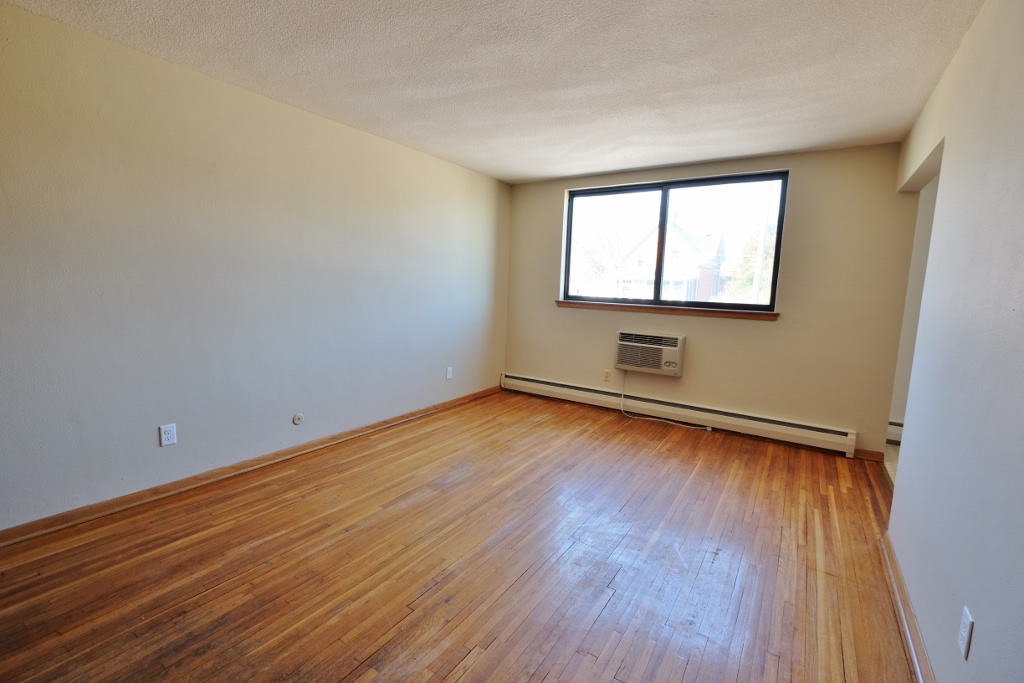 Randolph Avenue | 1172 Image 23
